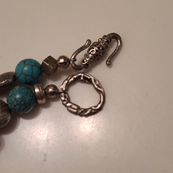 Faux Coral, Turquoise & Silvertone & Bead Necklace - Picture 7 of 9